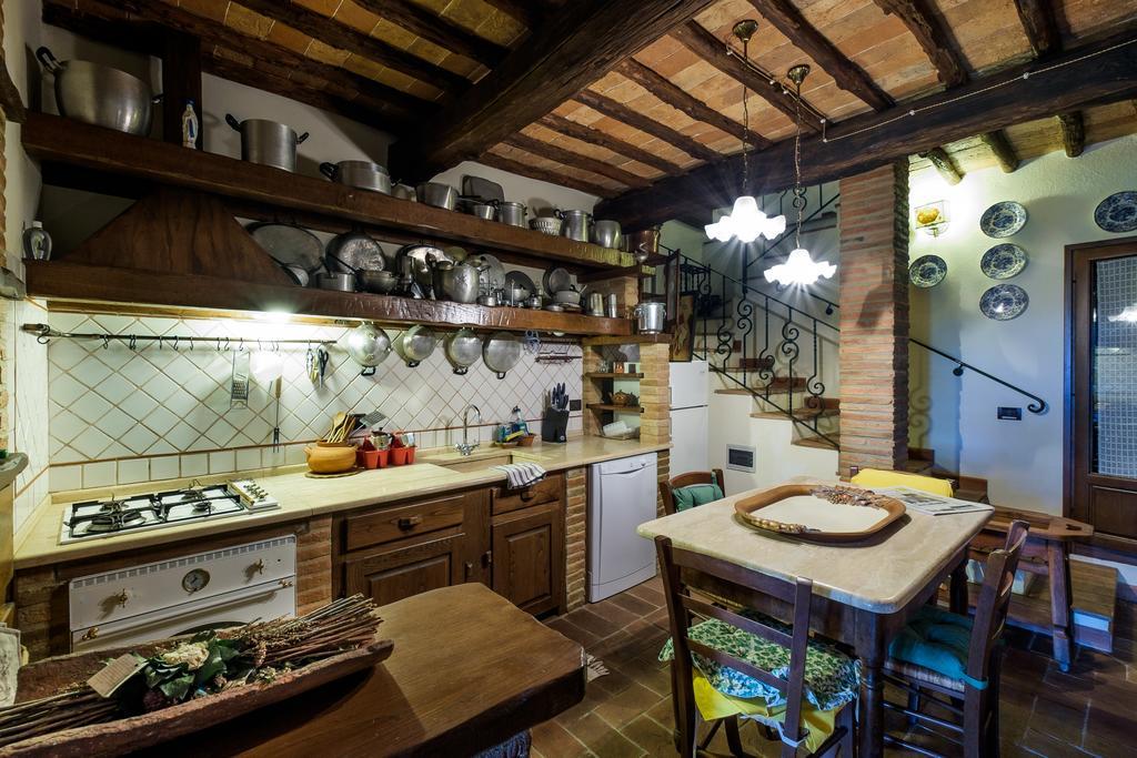 Borgo Alle Mura Apartamento Casale Marittimo Exterior foto