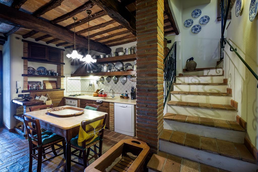 Borgo Alle Mura Apartamento Casale Marittimo Exterior foto