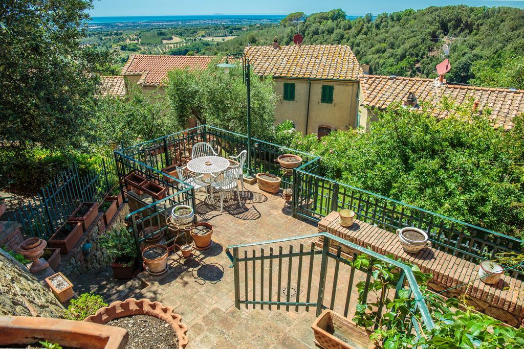 Borgo Alle Mura Apartamento Casale Marittimo Exterior foto